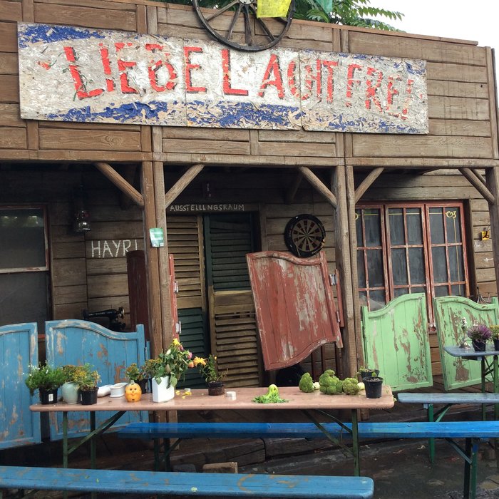 Besuch im "Paradies von KeTan" in Köln (2014)